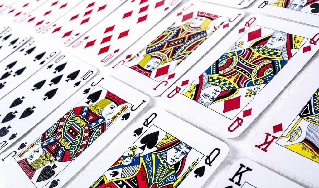 Sur quels sites jouer à la Belote ?