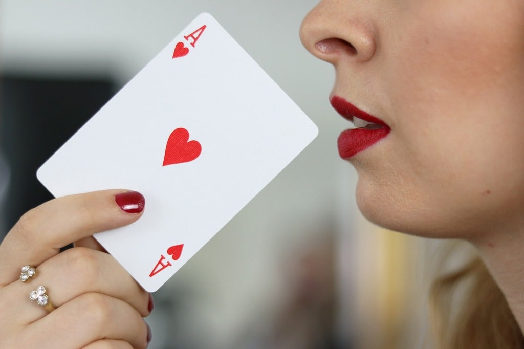 Comment télécharger un jeu de Belote ?